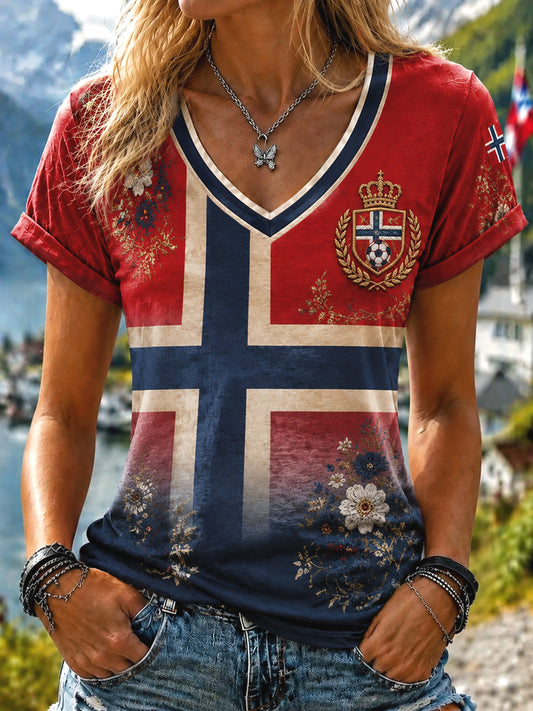 Women's Retro Norway 2026 Soccer Floral Classic T-Shirt